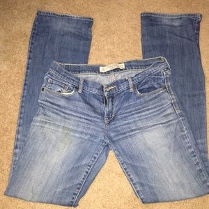 Abercrombie & Fitch long! Blue jeans